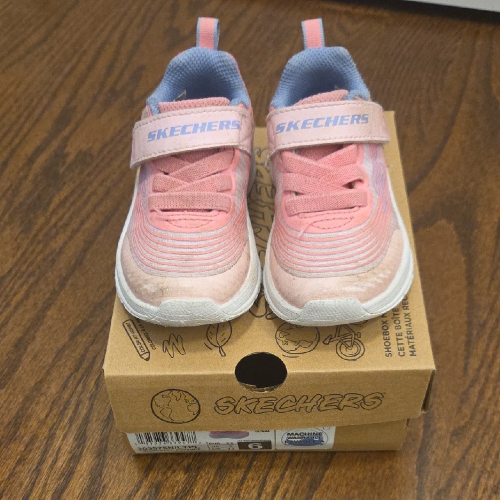 Skechers Toddler Size 6 Pink Sneakers